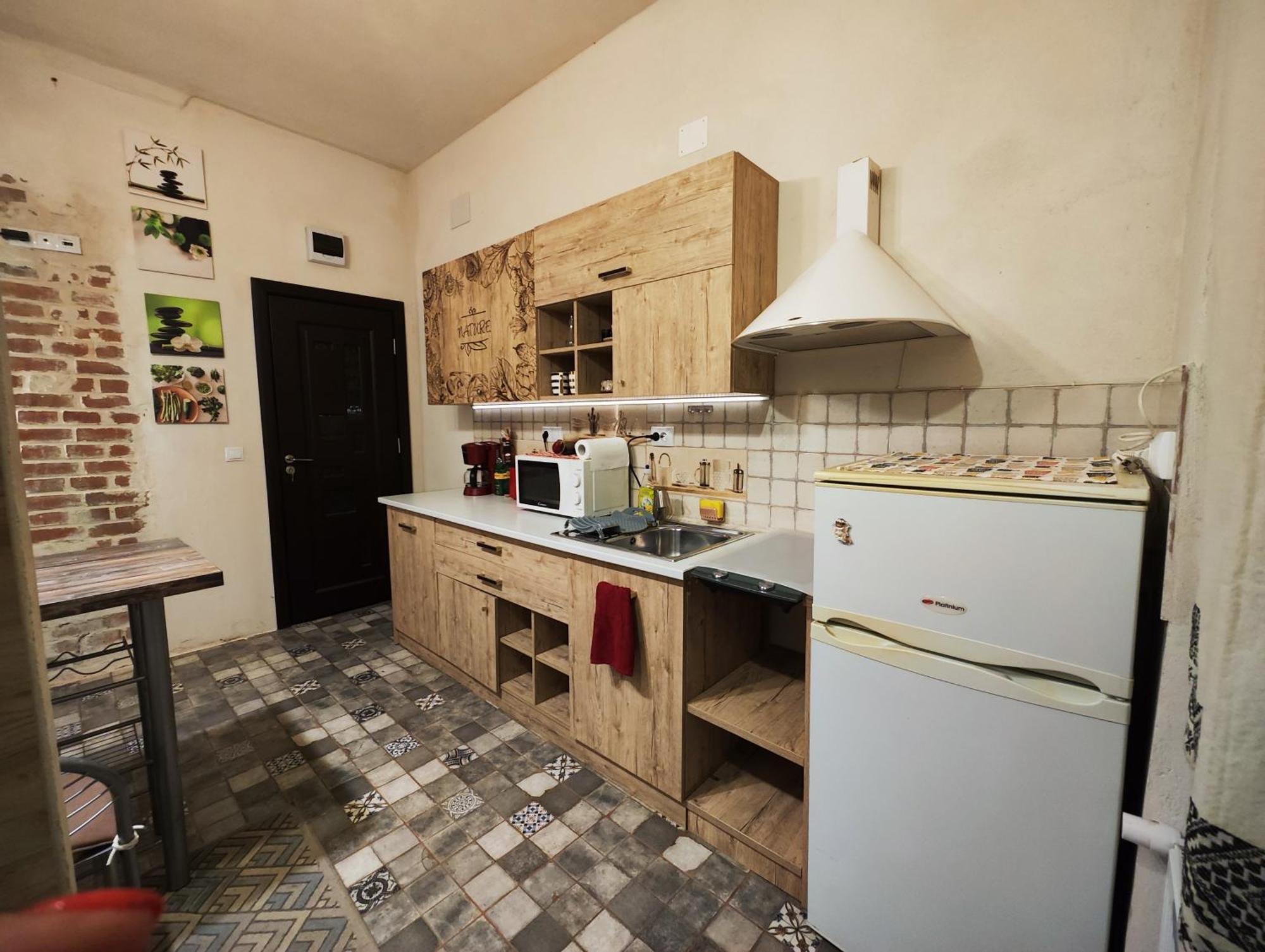 Old City Romantic Studio ブラショフ 部屋 写真
